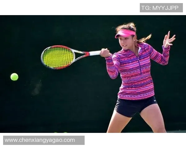 南京网球队的意识与发展探讨:提升竞技水平与团队凝聚力的双重路径 南京网球队的意识与发展探讨:提升竞技水平与团队凝聚力的双重路径