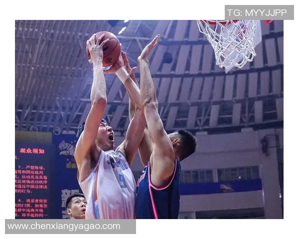 赛后分析:上海网球队与深圳网球队的协作与战术对比探讨 赛后分析:上海网球队与深圳网球队的协作与战术对比探讨